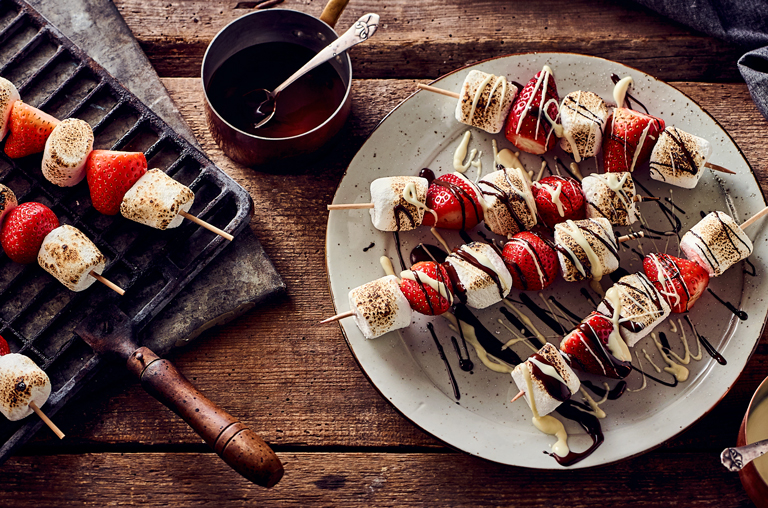 Rezept für Erdbeer-Marshmallow-Spieße